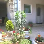 Apartment Great Holidays At Nada&metti In