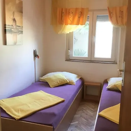 Apartment Great Holidays At Nada&metti In